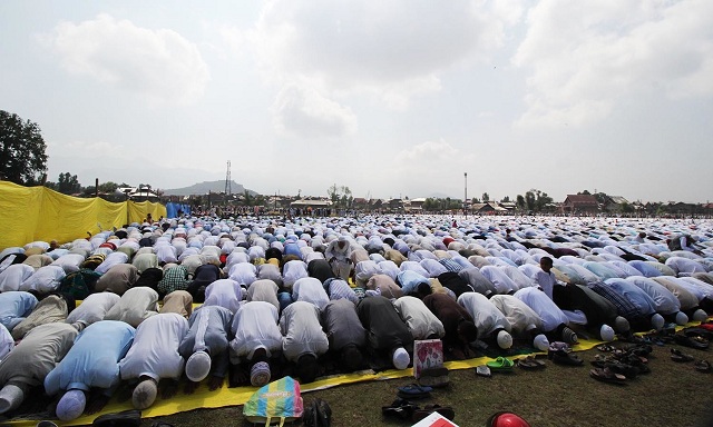 Eid prayers in occupied Kashmir: File Photo