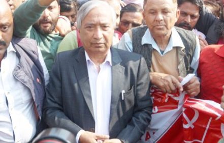 Tarigami leads protest in Jammu in support of agitating Indian farmers