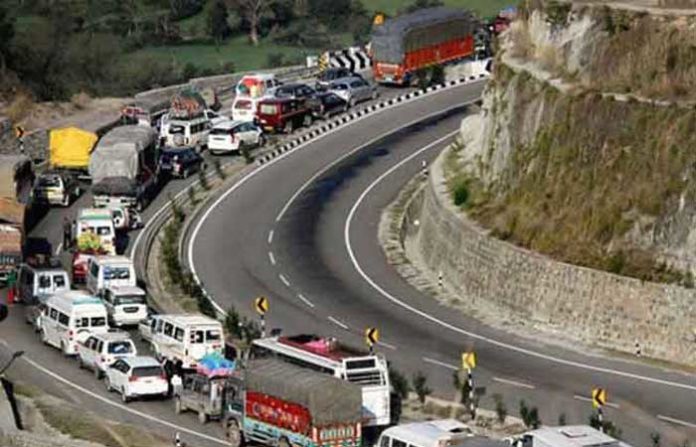 Jammu-Srinagar-Highway-1-1-696x447