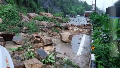 Two die, six hurt as heavy rain, landslides create