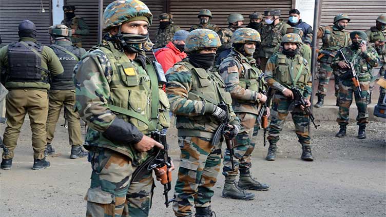 Indian troops martyr a youth, arrest two youth in IIOJK
